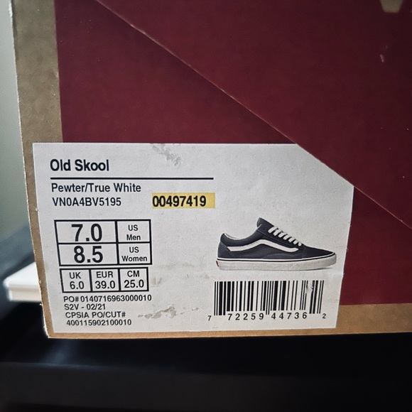 Vans Gray and White Men's Shoes - Picture 2 of 2